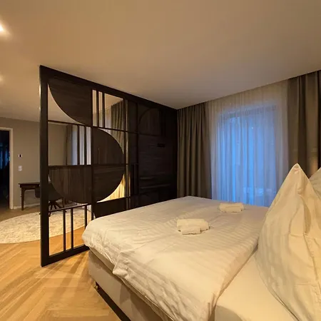 Attina Mit Eigener Sauna Und Aufzug Висмар