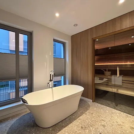 Attina Mit Eigener Sauna Und Aufzug Апартаменты Висмар